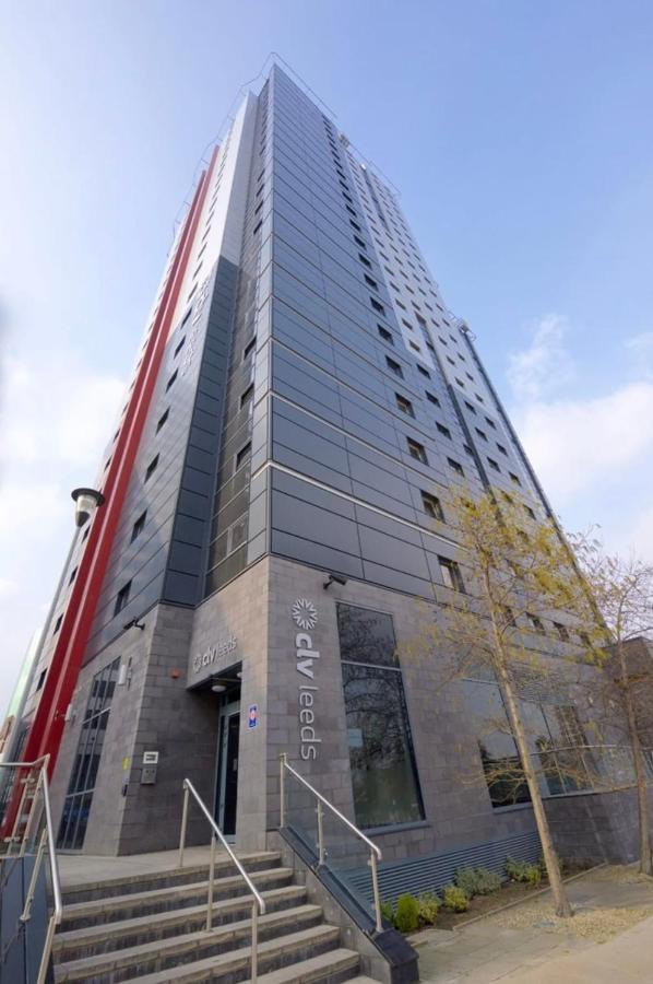 Small Double Ensuite Room Next To The City Centre Leeds  Dış mekan fotoğraf